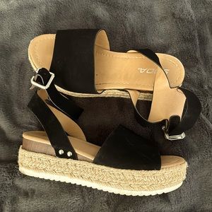 Soda Buckle top Espadrilles